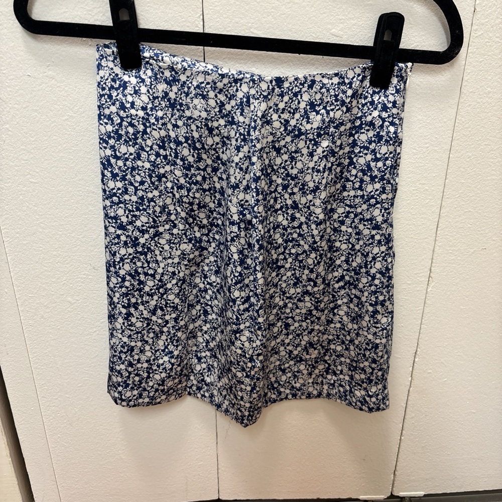 Zara Blue Floral Women's Shorts